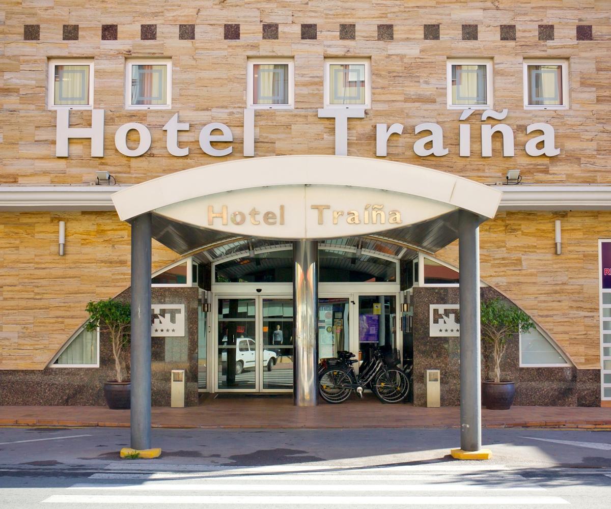 Hotel Traina 산페드로델피나타르 외부 사진